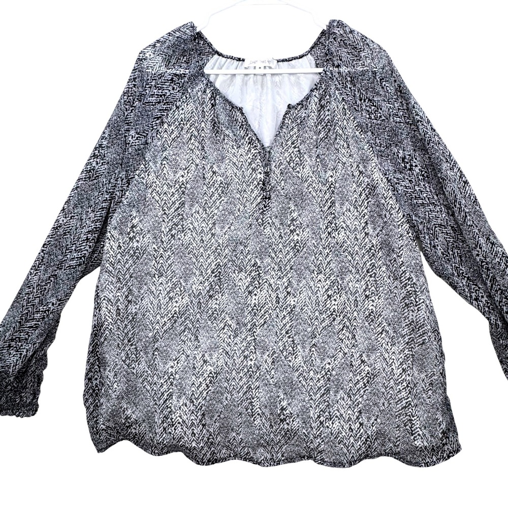 Daily Thread Blouse Womens 2X Black White Chevron Print Boho Career Long Sleeve